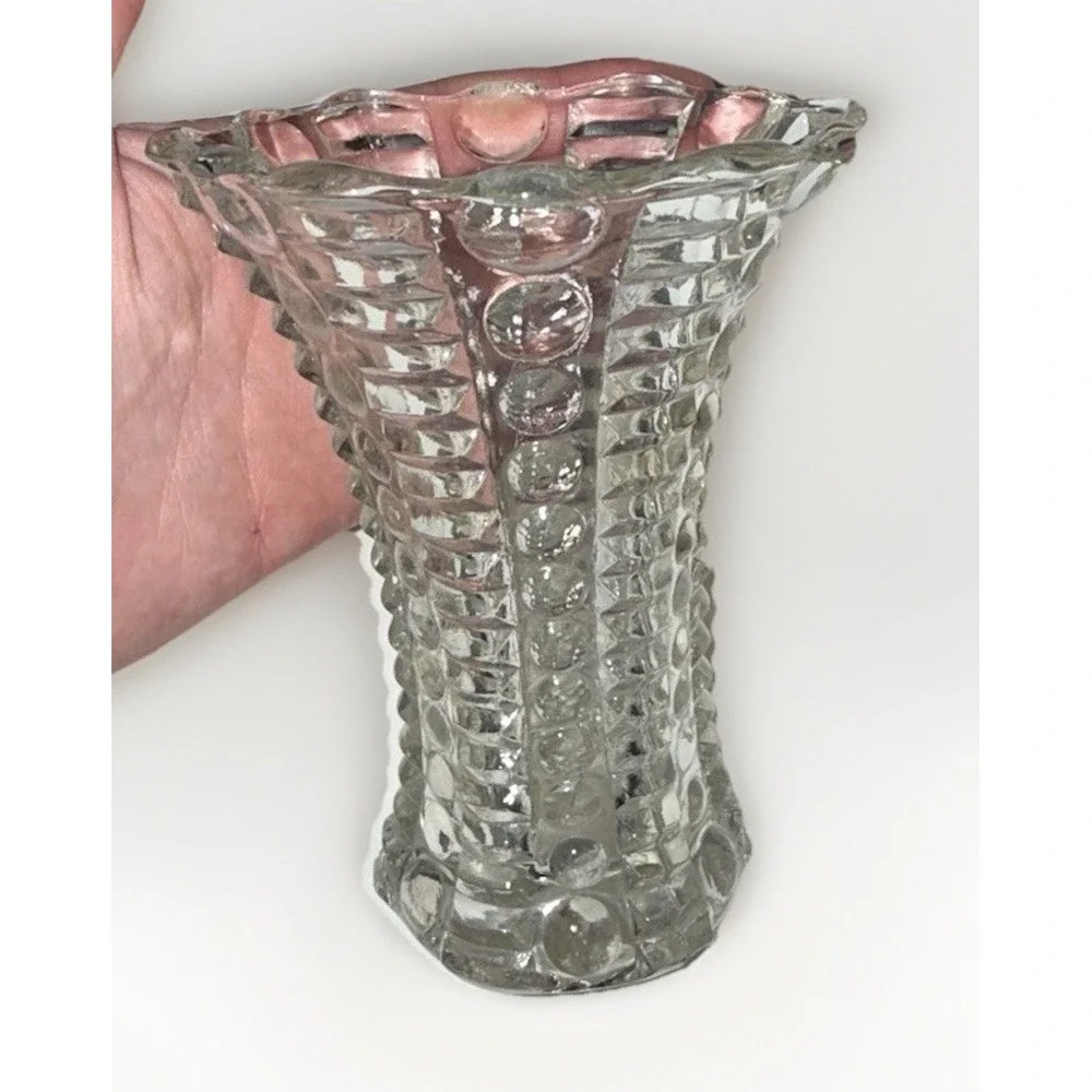Vintage Clear Pressed Glass Thumbprint Diamond Point Scalloped Flared Vase